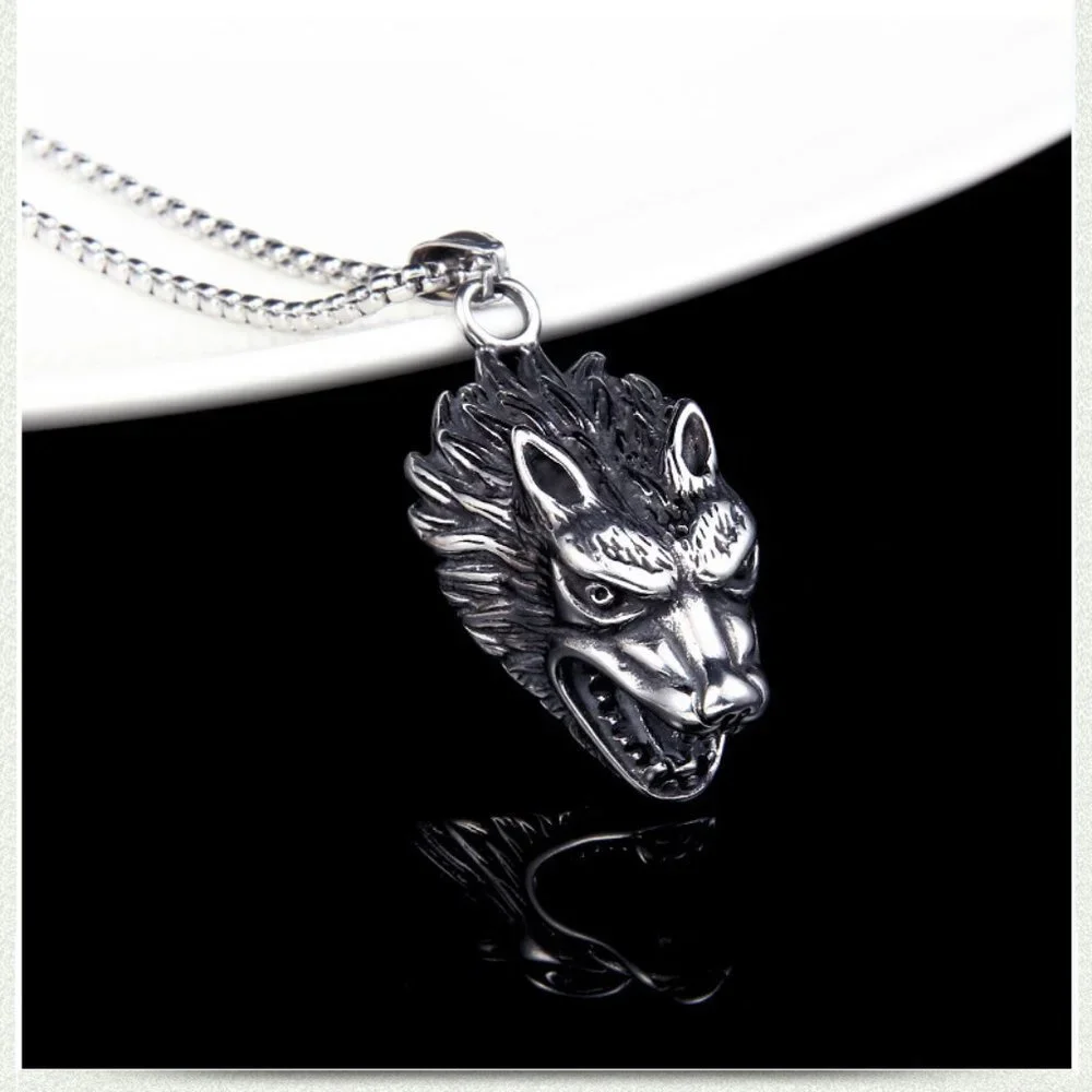 ❤️Hip Hop Hollow Trendy Wolf Head Pendant necklace for women/men, N90201P202